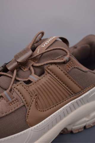 Nike Zoom Vomero Roam 5 view 7