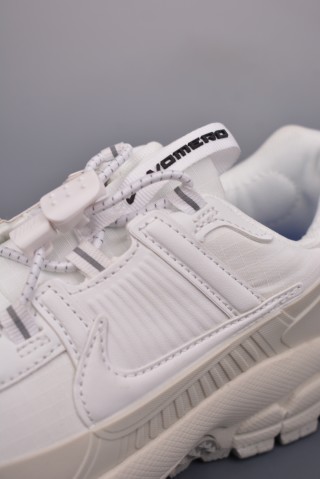 Nike Zoom Vomero Roam 5 view 7