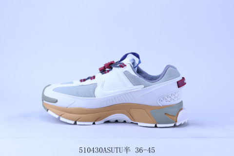 Nike Zoom Vomero 5 SP 'Vast Grey / Sail' view 2