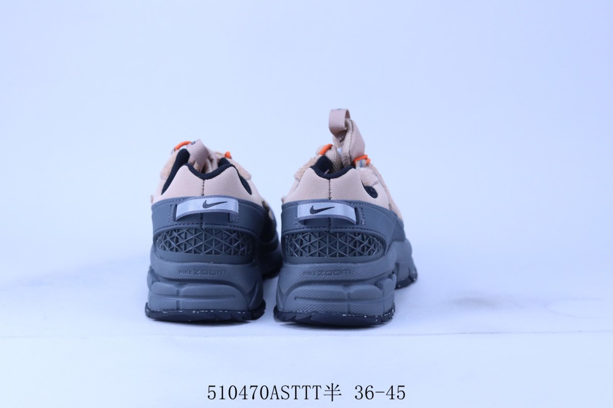 Nike Zoom Vomero 5 SP 'Vast Grey / Sail' view