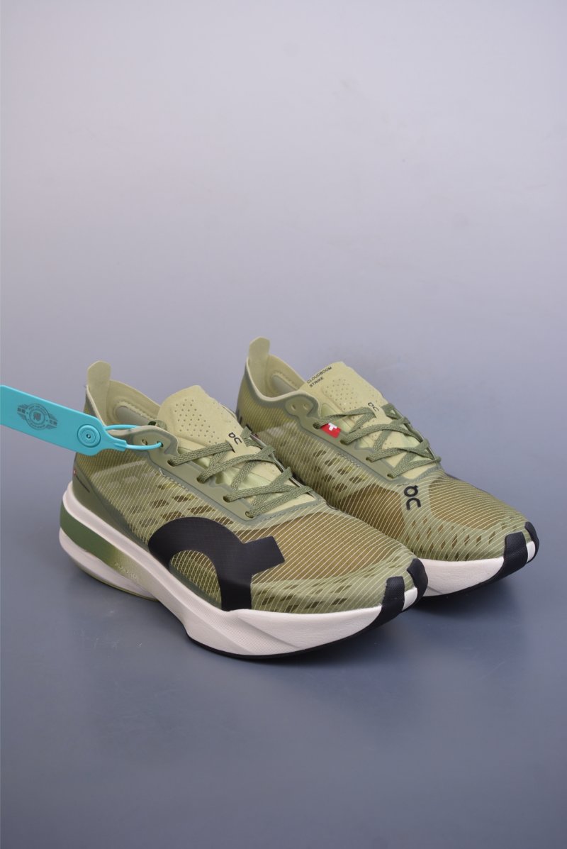 On Cloudboom Strike LS