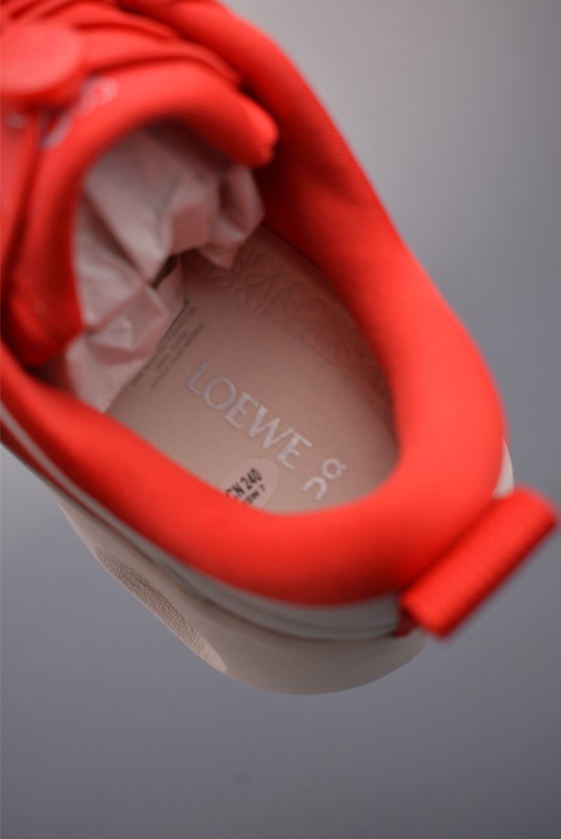 On Cloudsolo 'Loewe' view