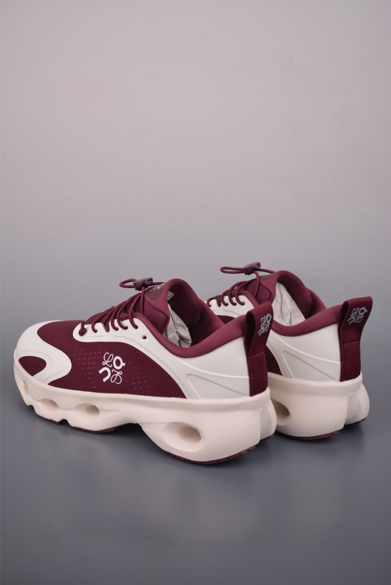 On Cloudsolo 'Loewe' view