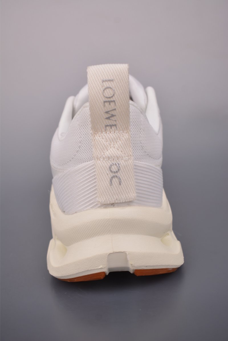 On Cloud LOEWE Hi Edge 'Loewe' view