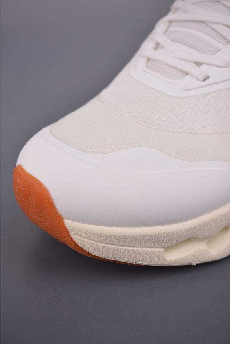 On Cloud LOEWE Hi Edge 'Loewe' view