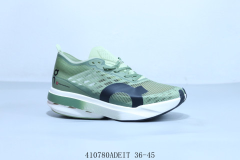 On Cloudboom Strike view 1