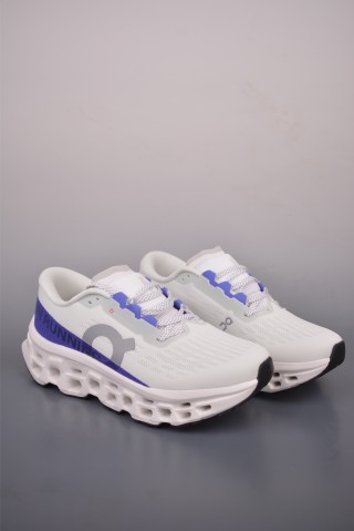 On Cloudmonster view 10