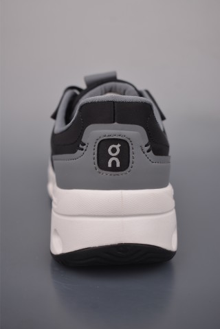 On Cloudsurfei view 4