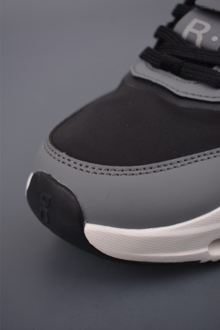 On Cloudsurfei view 6