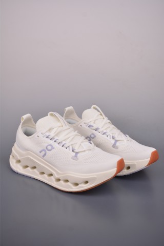 On Cloudsurfei Max view 1
