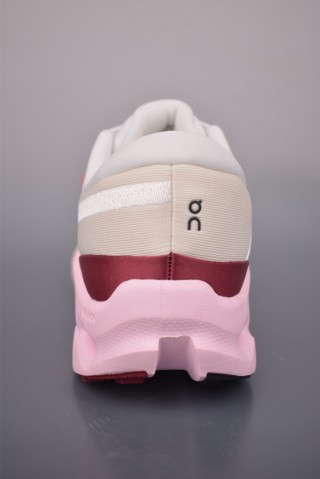 On Cloudsurfer 2 view 4