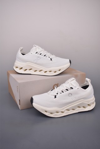 On Cloudsurfer Max 2 view 14