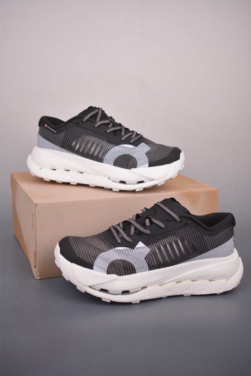 On Cloudultra Pro view