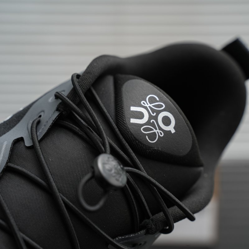 On Cloud x Loewe 'Black' view