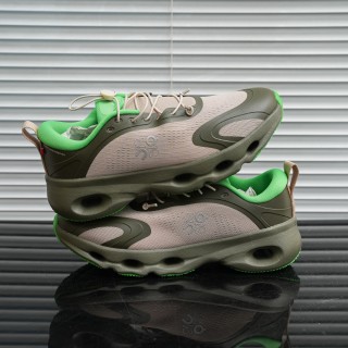 On Cloud x Loewe 'Black' view 2