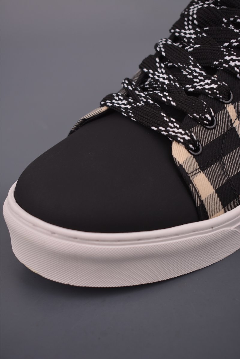 Burberry Check Leather Low 'Black / White' view