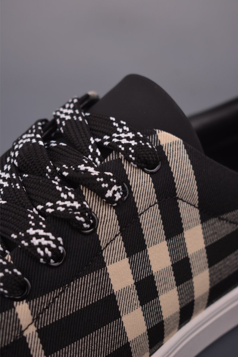 Burberry Check Leather Low 'Black / White' view