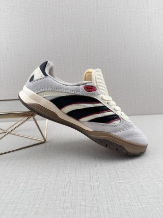 Adidas Predator Mundial view 2