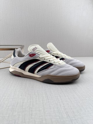 Adidas Predator Mundial view 3