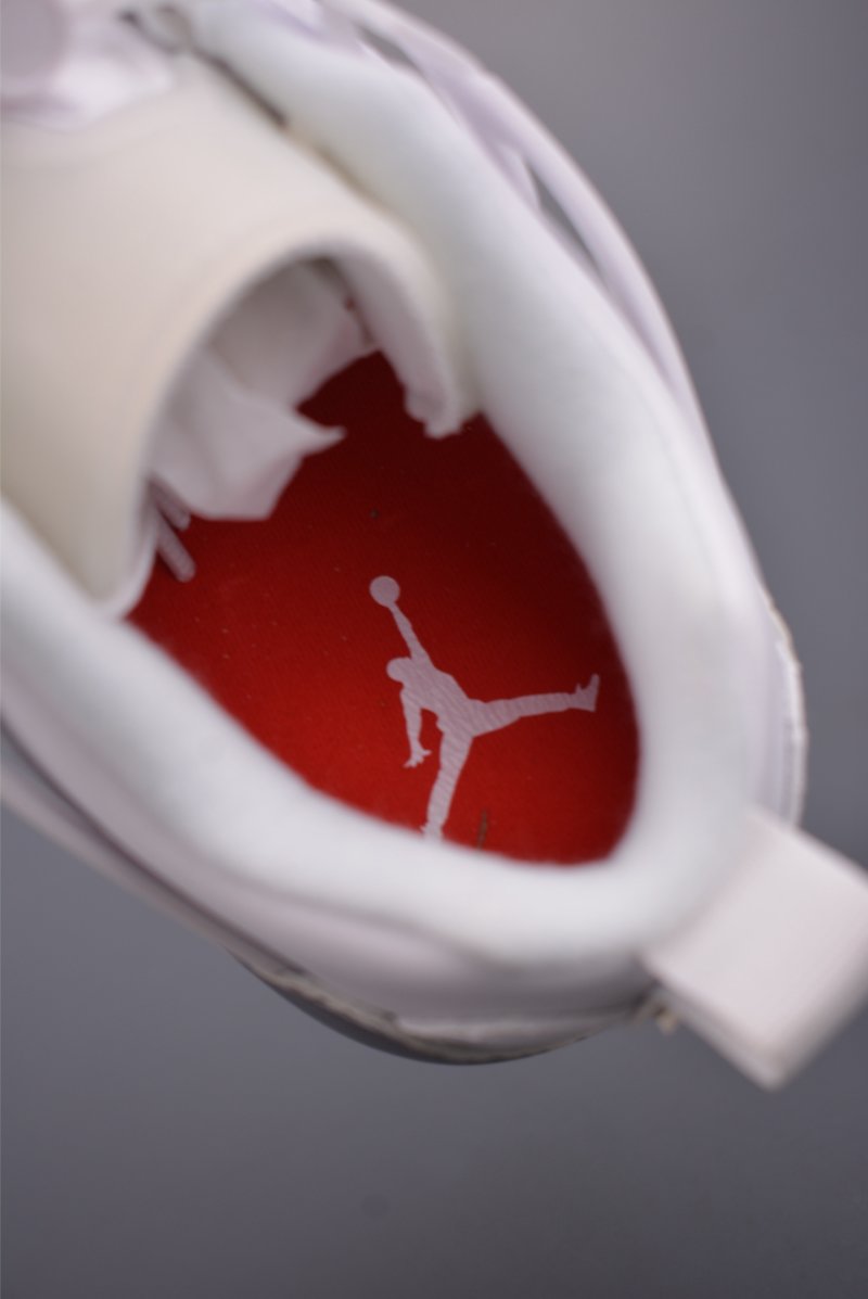 Air Jordan Spizike Low view