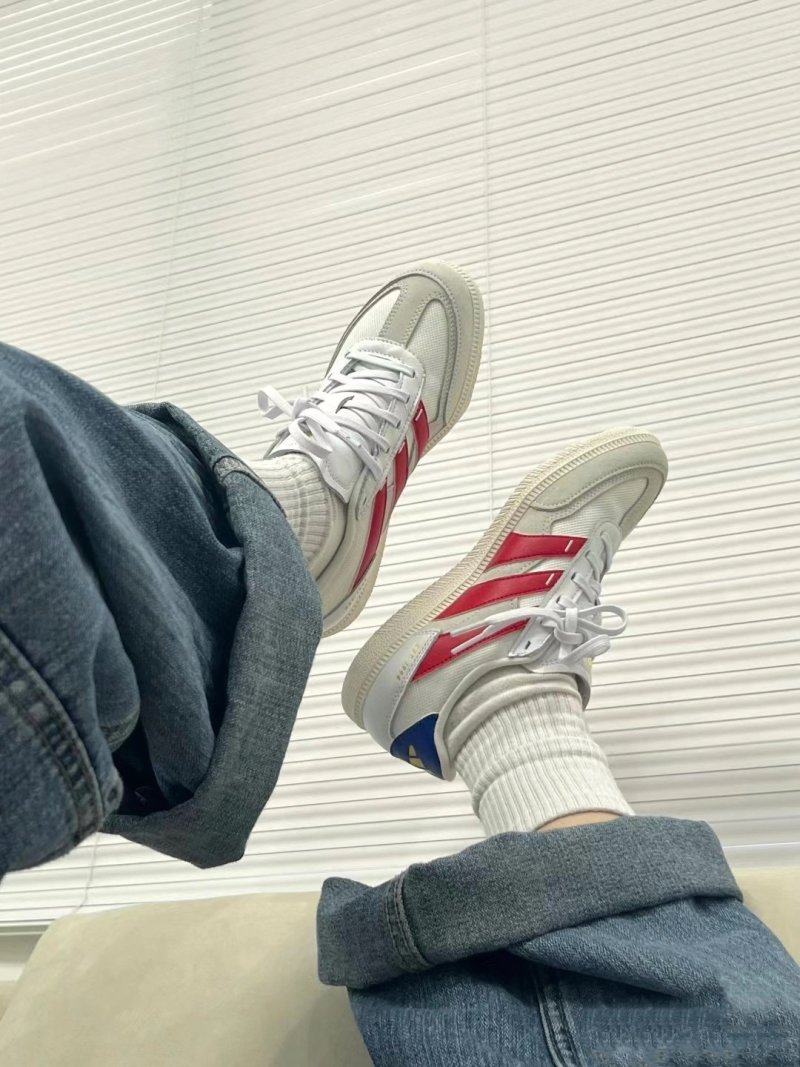 Adidas Predator Freestyle T view