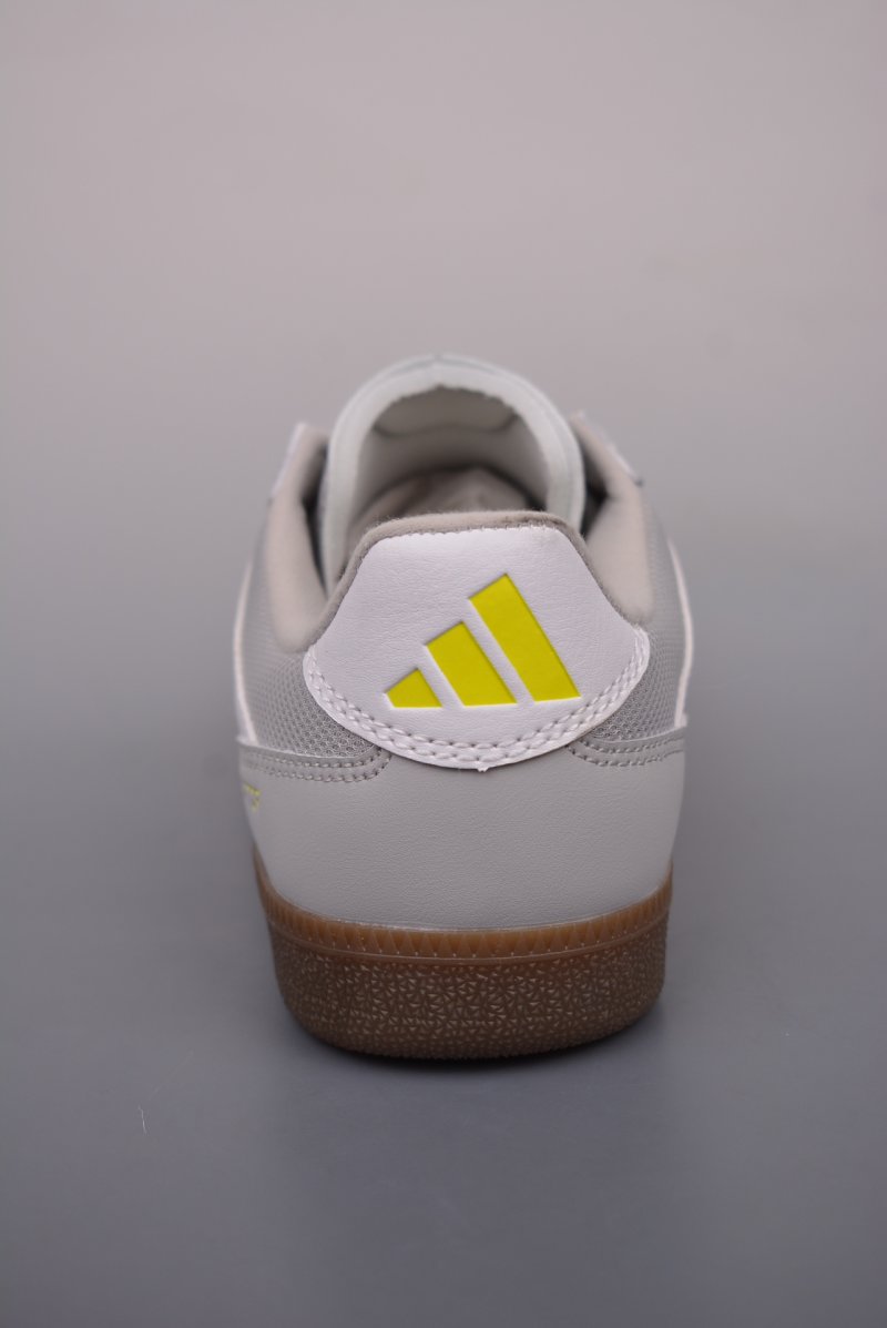 Adidas Predator Freestyle T view