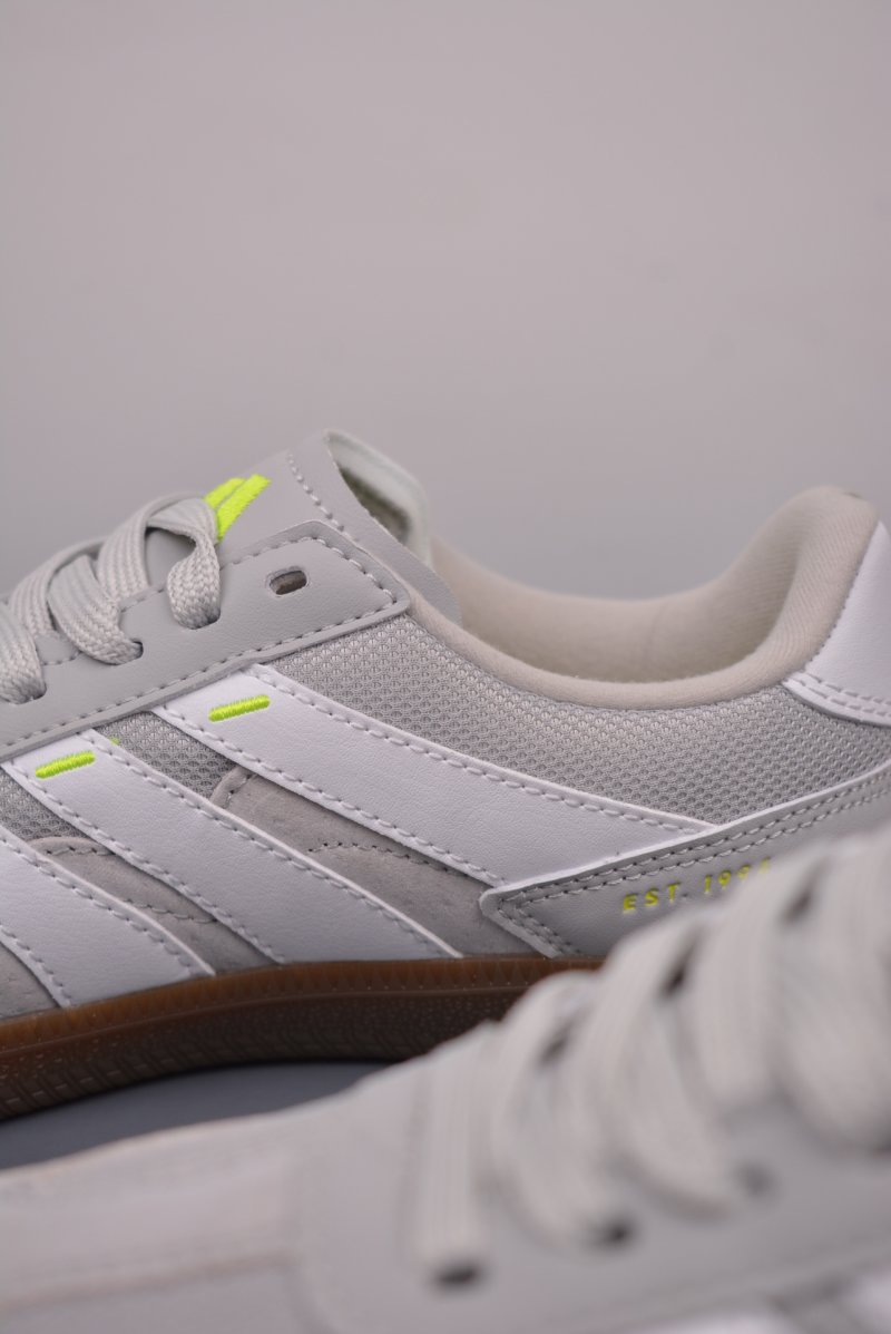 Adidas Predator Freestyle T view