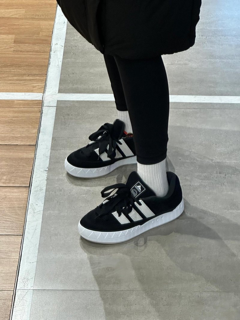 Adidas Adimatic Jamal Smith view
