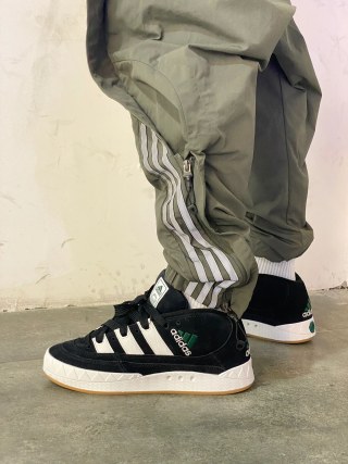 Adidas Adimatic view 3