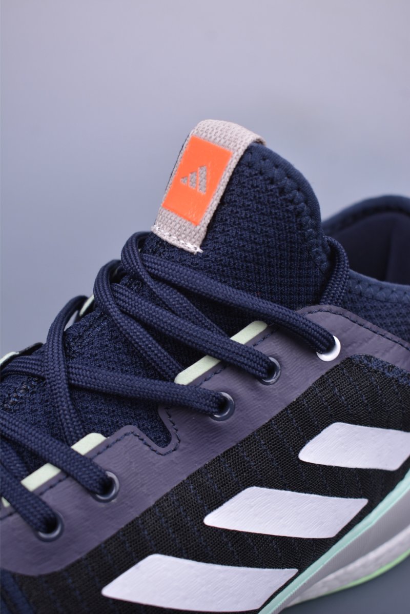 Adidas Crazyflight Mid view