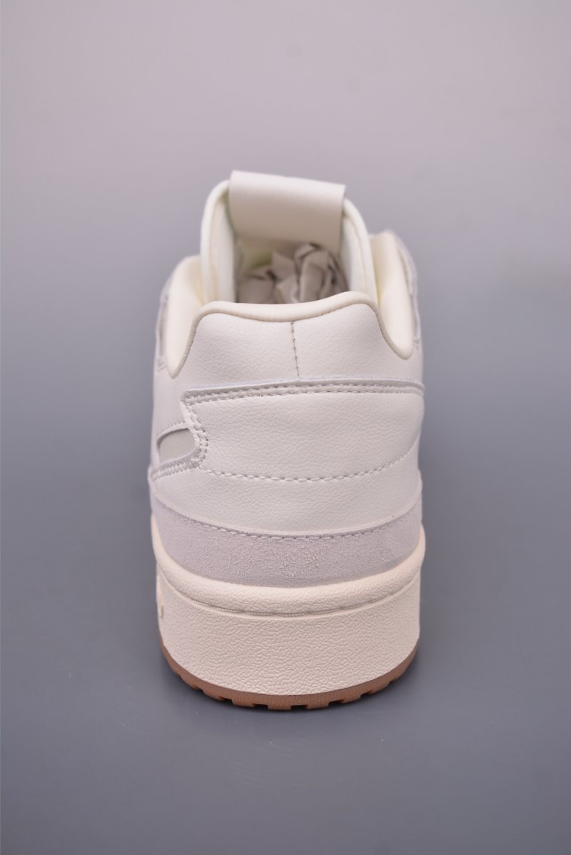 Adidas Forum LOW CL view