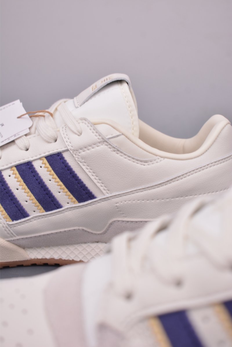 Adidas Forum LOW CL view
