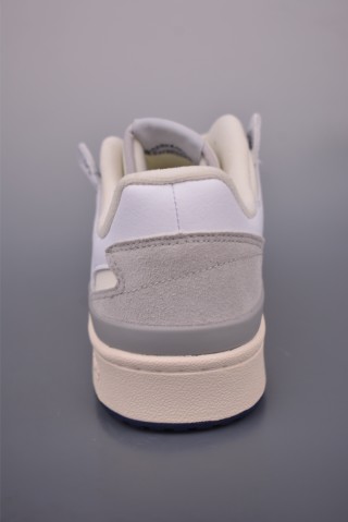 Adidas Forum LOW CL view 4
