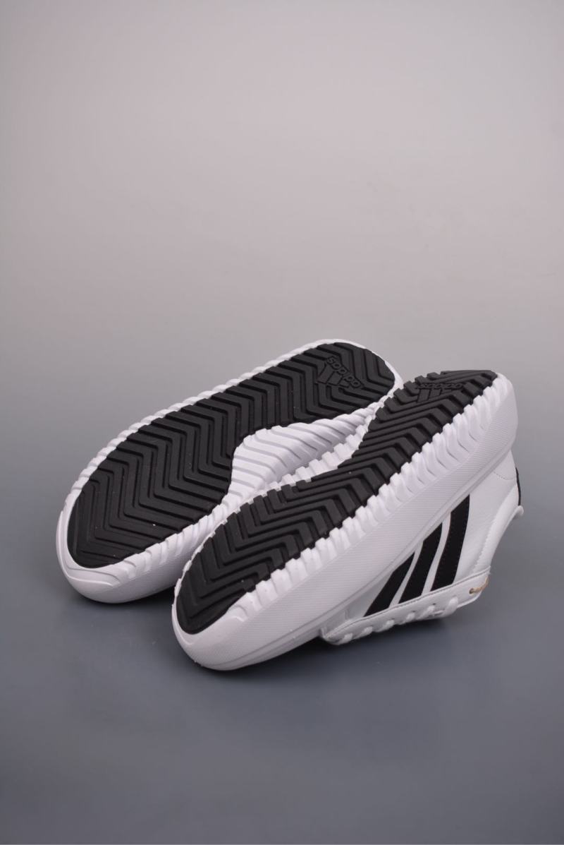 Adidas Grand Court view