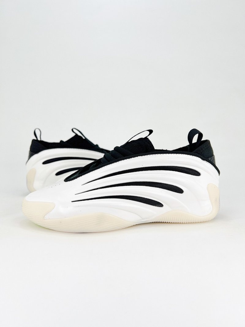 Adidas Harden Volume 9 view