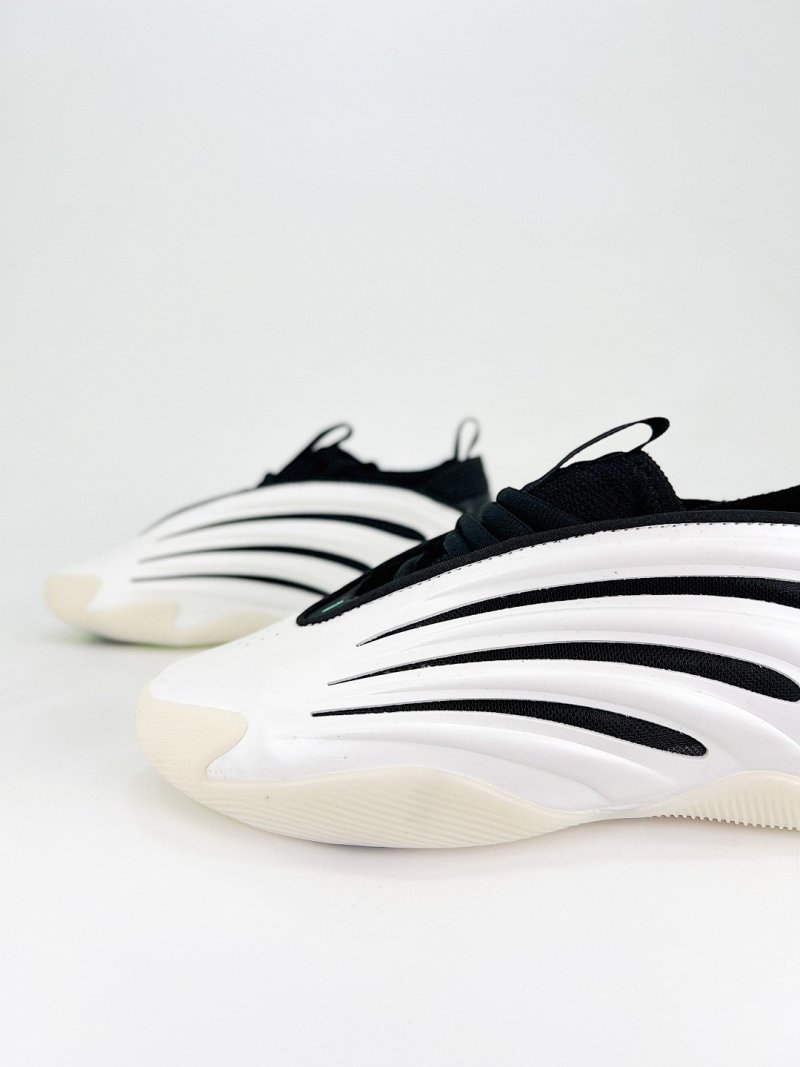 Adidas Harden Volume 9 view