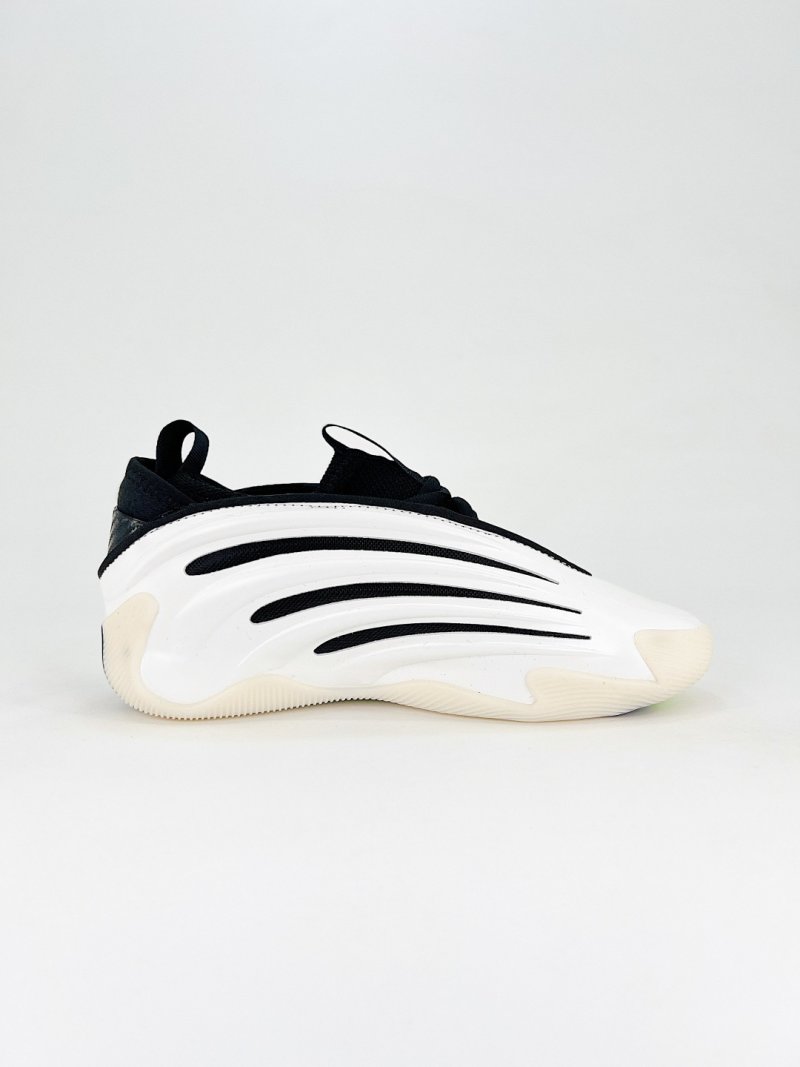 Adidas Harden Volume 9 view