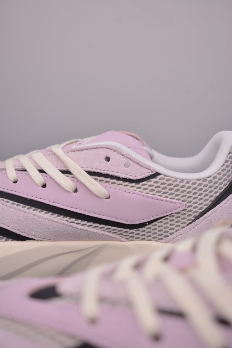 Adidas Lightblaze view