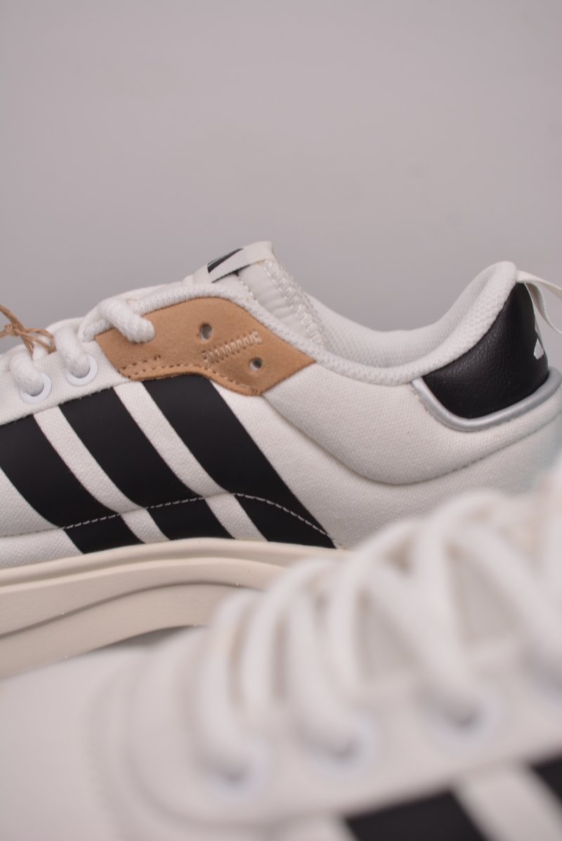 Adidas Maxxcourt SPW view