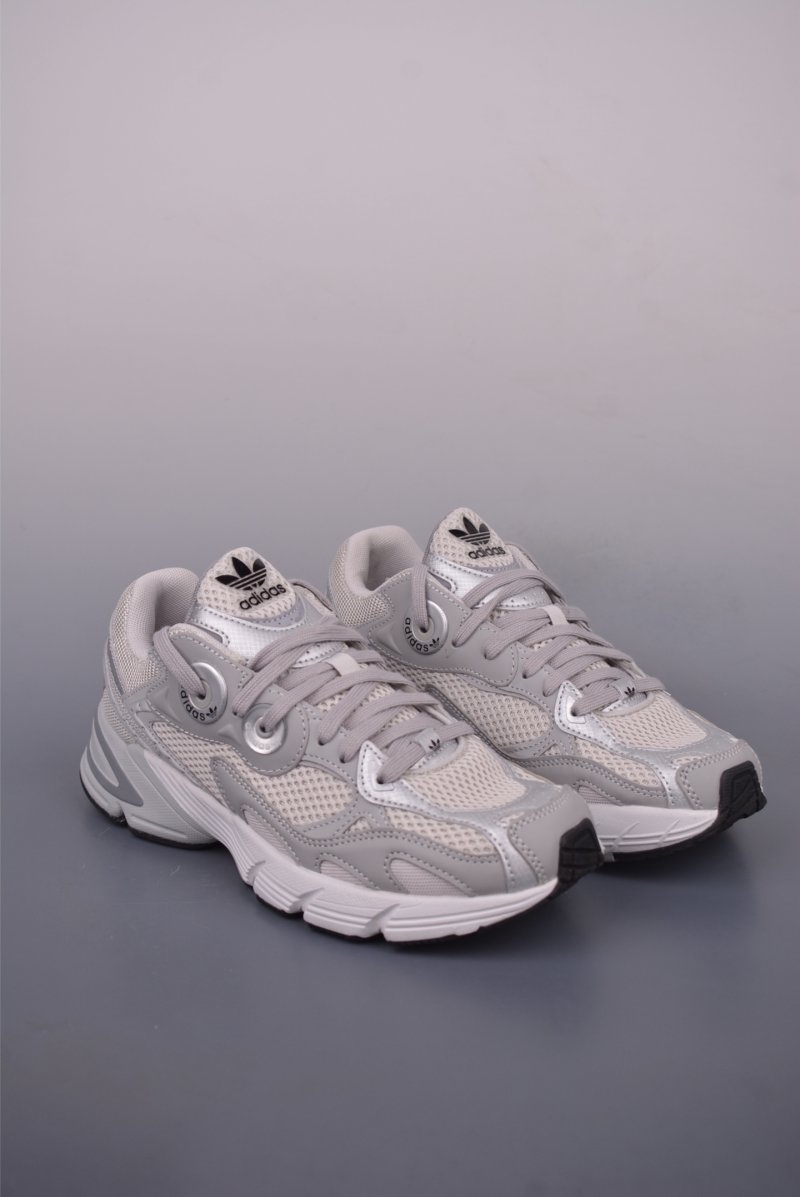 Adidas Originals Astir W