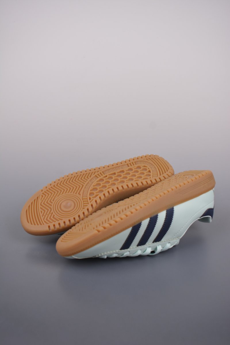 Adidas Originals Bermuda view