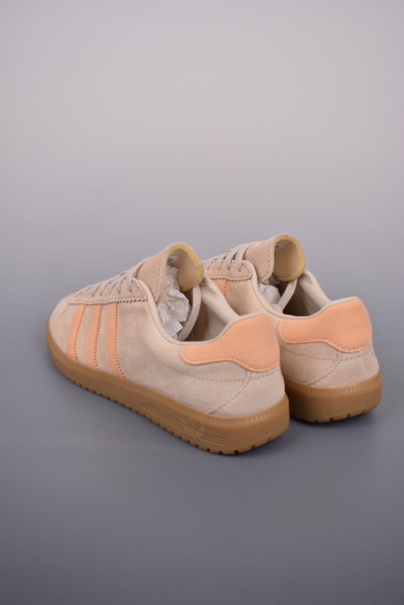 Adidas Originals Bermuda view