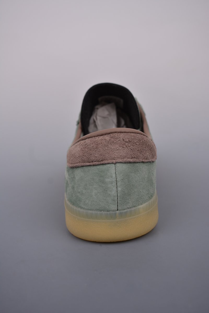 Adidas Originals Bermuda view