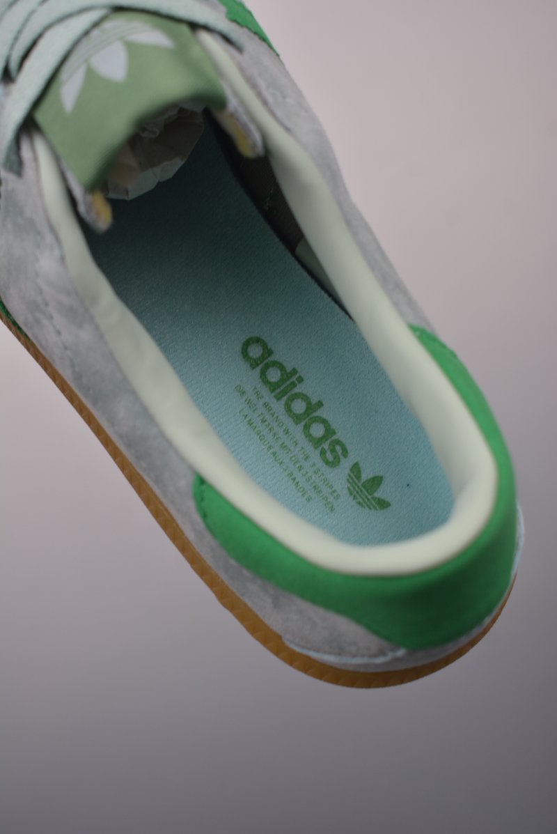 Adidas Originals Bermuda view