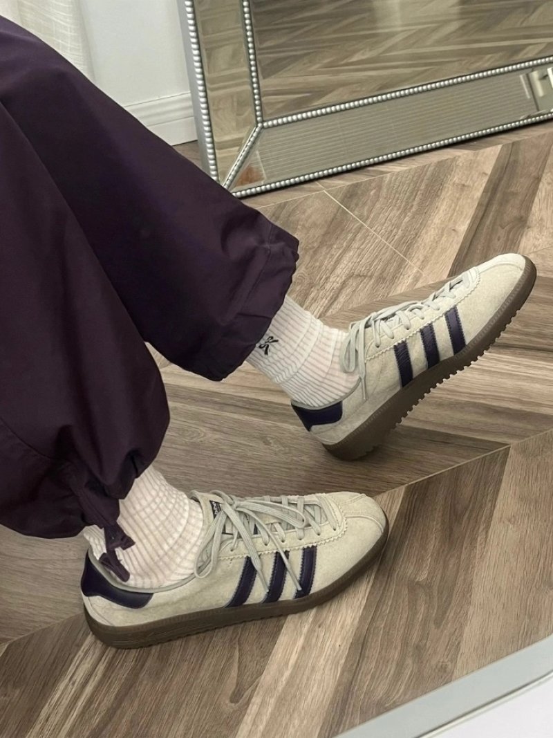 Adidas Originals Bermuda view