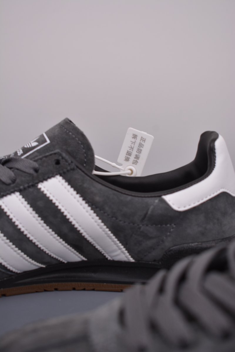 Adidas Originals Jeans view
