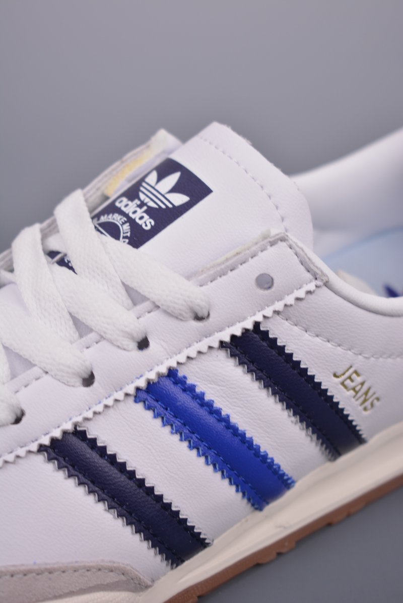 Adidas Originals Jeans view