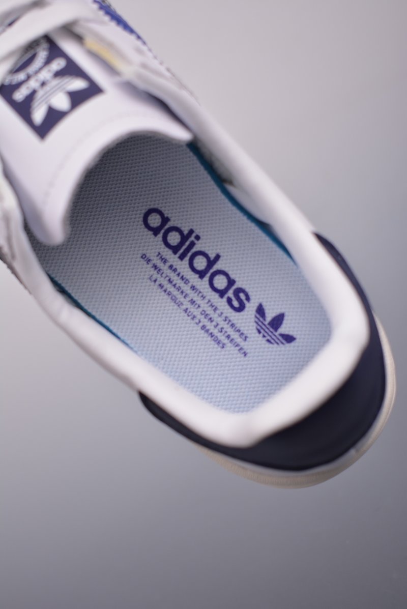 Adidas Originals Jeans view