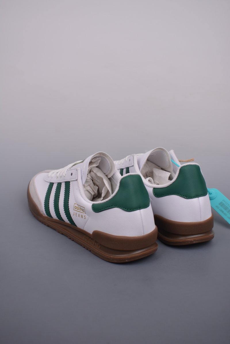 Adidas Originals Jeans view