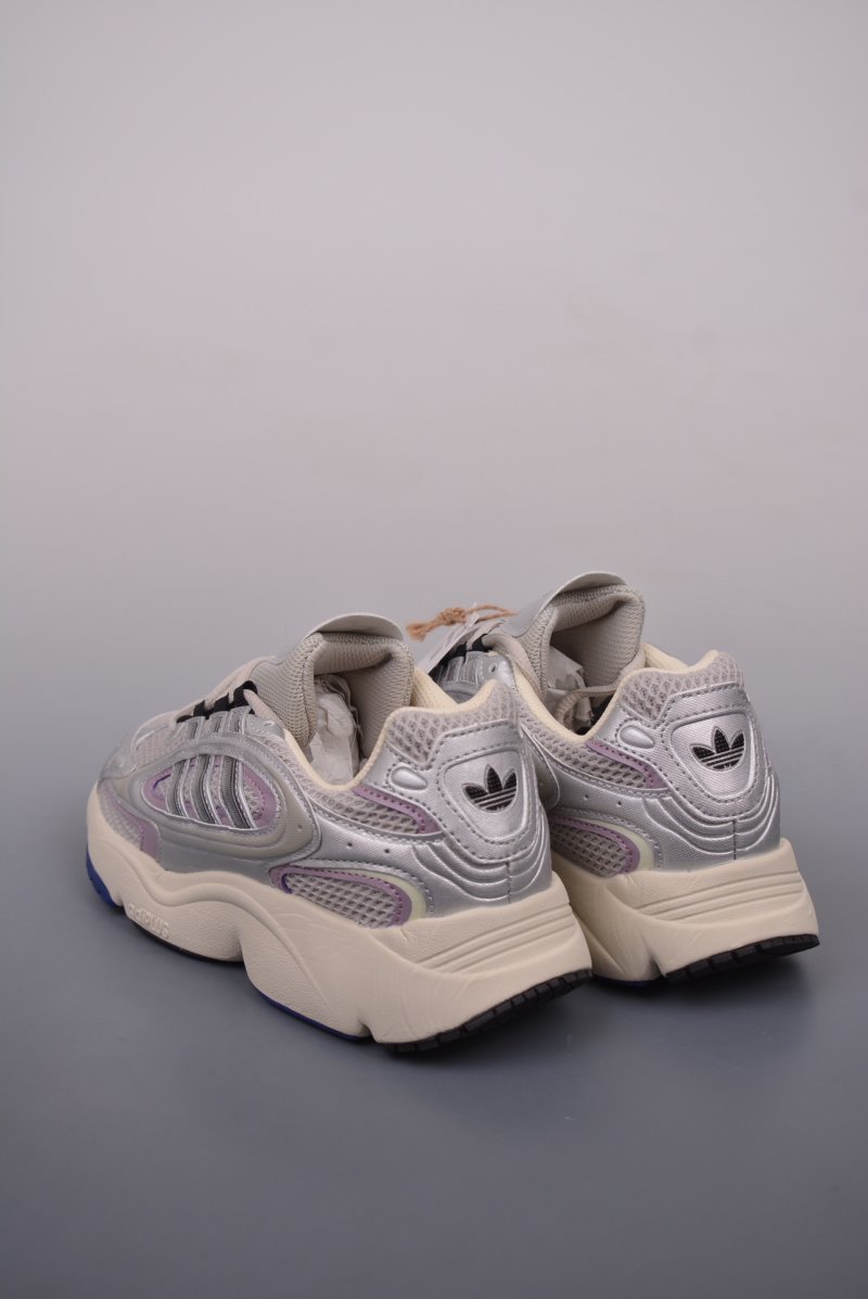 Adidas Originals Ozmillen view